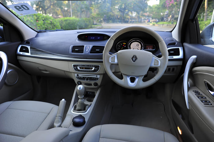 Renault Fluence E4 D review, test drive - Image 1